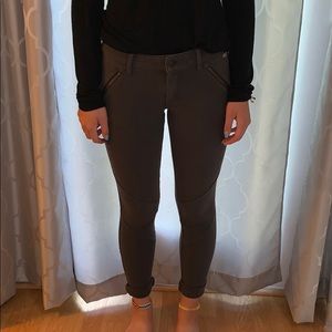 Charcoal American Eagle jeggings